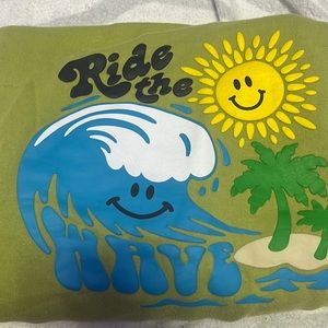 Ride the wave zip up hoodie from pacsun!